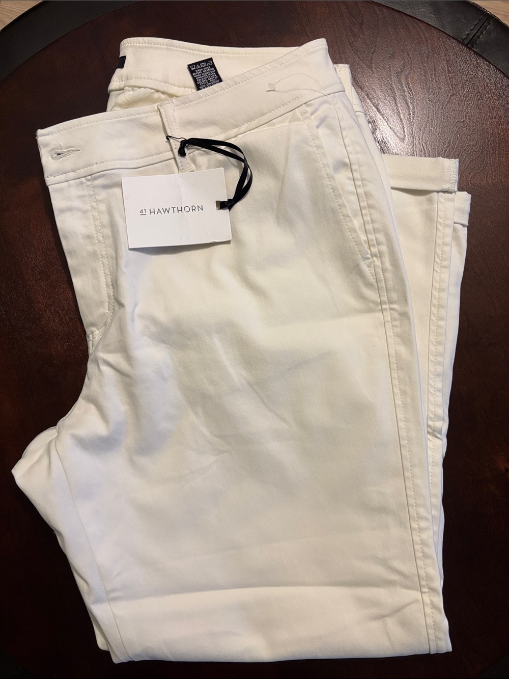 41 Hawthorn White Cropped Ankle Pants